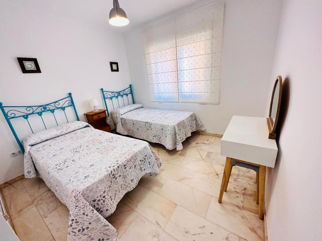 Ibn Sadi 3 Apartman Nerja Kültér fotó